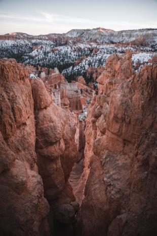 photos/bryce-canyon-winter.jpg