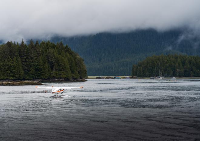 photos/tofino-floatplane-scenery.jpg