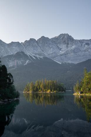 photos/eibsee-zugspitze-german-alps.jpg