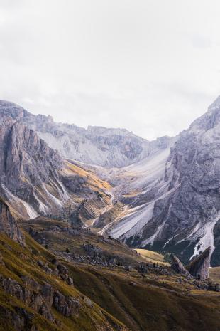 photos/dolomites-mountain-valley.jpg