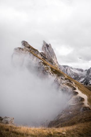 photos/seceda-mist-fog-mountain-range.jpg