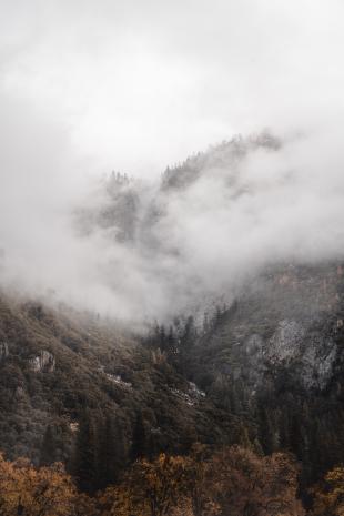 photos/yosemite-clouds.jpg